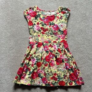 👗Delicate Floral Print Cap Sleeve Dress EUC